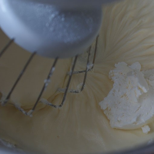 Cream Cheese Frosting Recipe Photo 4