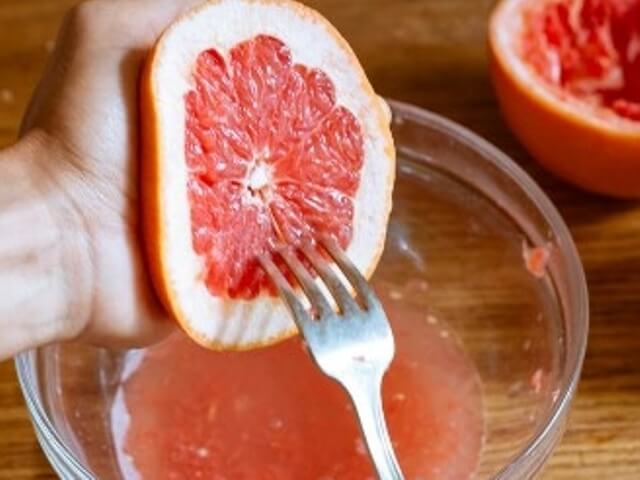 Healthy Grapefruit Lemonade Photo 2