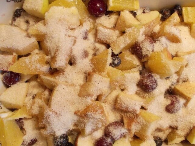Tea with Baked Berries and Fruit Photo 5