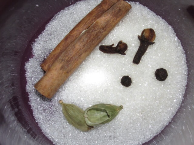 Tea with Spices Photo 3