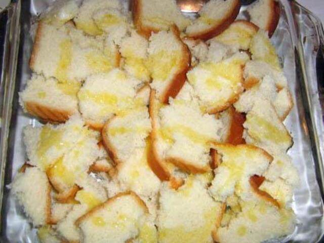 Simple Bread Pudding Photo 3