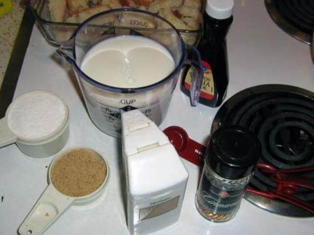 Simple Bread Pudding Photo 4