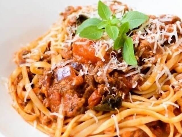 Spaghetti Bolognese Photo 11