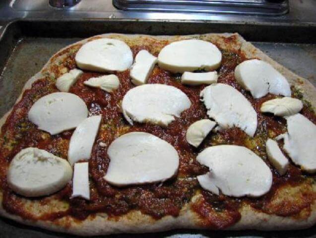 Pizza with Smoked Mozzarella, Sausage and Pesto Sauce Photo 12