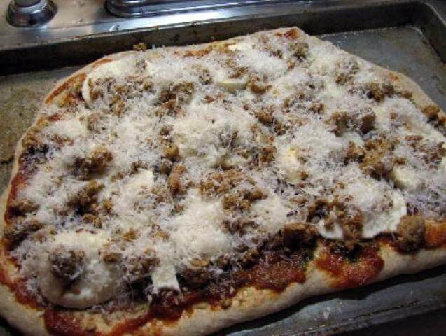 Pizza with Smoked Mozzarella, Sausage and Pesto Sauce Photo 13