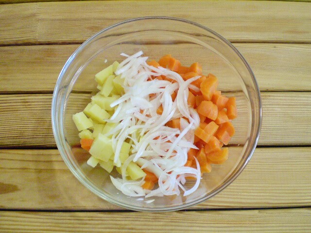 Potato Salad with Carrot Photo 4
