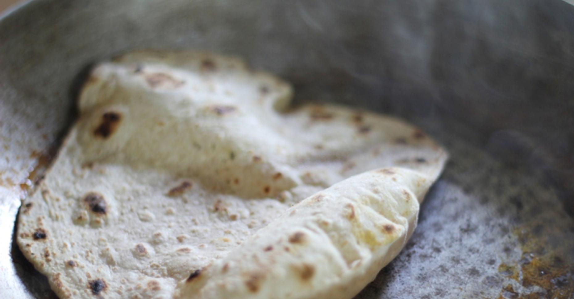 Indian Chapati Bread Photo 3
