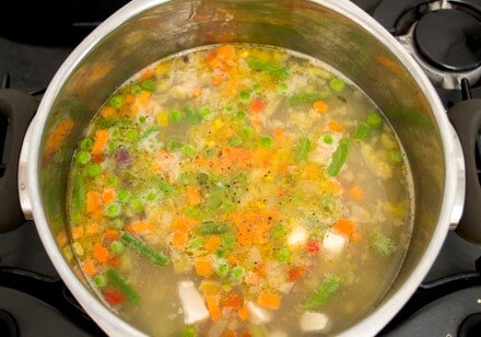 Healthy Chicken Soup with Cream Photo 10