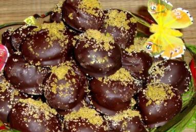 Chocolate Dried Apricots with Marzipan Photo 1