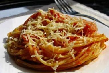 Spaghetti Under the Marinara Sauce Photo 1