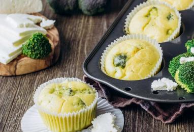 Healthy Broccoli Muffins Recipe for Kids Photo 1