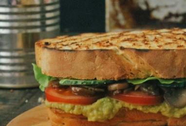 Vegetarian Sandwich with Guacamole Photo 1