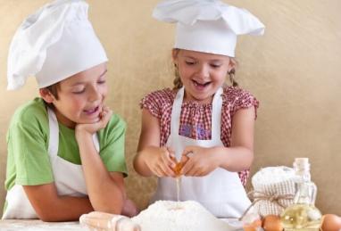 How to Develop Cookery Skills in Children Photo 1