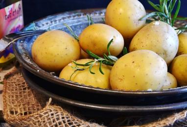 Are Potatoes Really Healthy? Truth About All-Familiar Veggie Photo 1