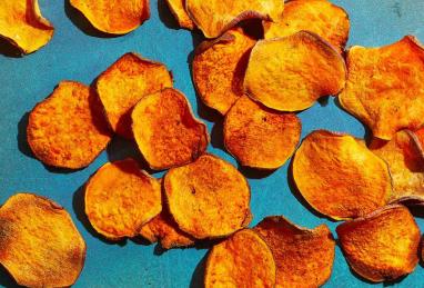 Air Fryer Sweet Potato Chips Photo 1