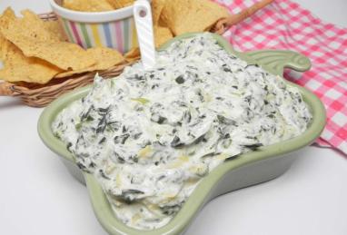 Slow Cooker Spinach-Artichoke Dip Photo 1