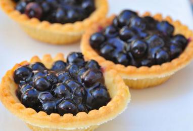 Topless Blueberry Pie Photo 1