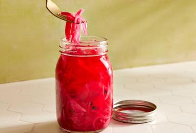 Pickled Red Onions Photo 1