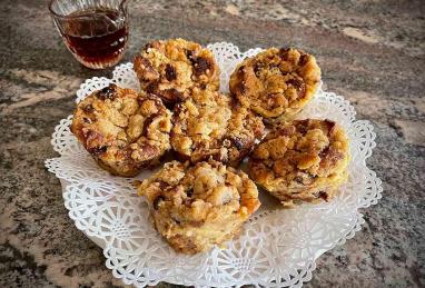 Cinnamon-Raisin French Toast Muffins Photo 1
