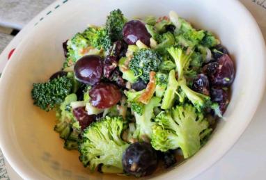 Broccoli Salad V Photo 1