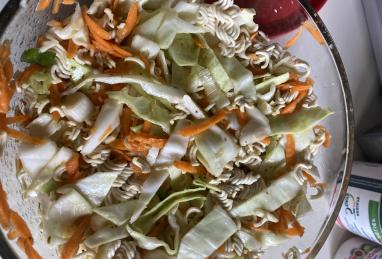 Crunchy Ramen Cabbage Salad Photo 1