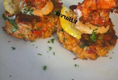 How to Make Maryland Crab Cakes Photo 1