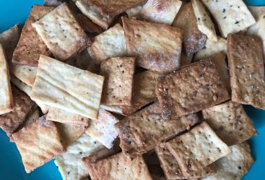 Crispy Rosemary Sea Salt Flatbread Crackers Photo 1