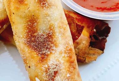 Air-Fried Pizza Egg Rolls Photo 1