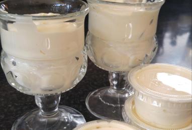 Piña Colada Pudding Shots! Photo 1