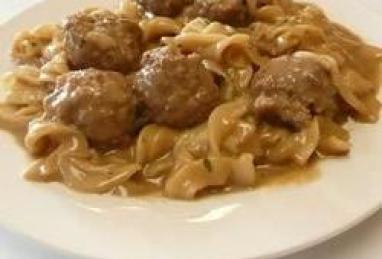 Swedish Meatballs with Noodles Photo 1