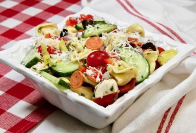 Italian Tortellini Salad Photo 1