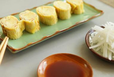 Tamagoyaki (Japanese Rolled Omelette) Photo 1