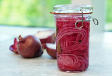 Perfect Pickled Onions Photo 1