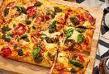 This Viral Pan Pizza Recipe Uses Your 9x13 and Easy Store-Bought Shortcuts Photo 1