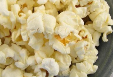 Curried Microwave Popcorn Photo 1