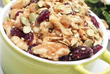 Berry Nut and Seed Crunch Photo 1