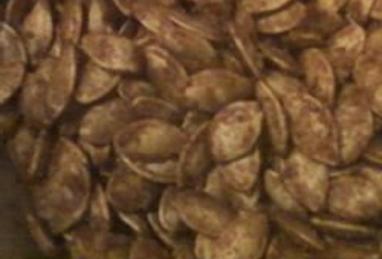 Cinnamon and Ginger Caramelized Pumpkin Seeds Photo 1