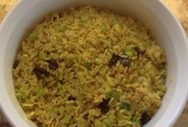 Rice Pilaf with Raisins and Veggies Photo 1