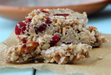 Oat-Free and Gluten-Free Granola Bars (Clean Eating) Photo 1