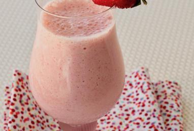 Delicious, Healthy Strawberry Shake Photo 1