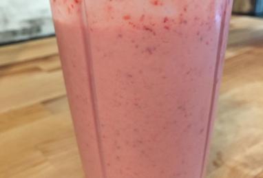 Peanut Butter Strawberry Smoothie Photo 1