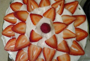 Strawberry Delight Dessert Pie Photo 1
