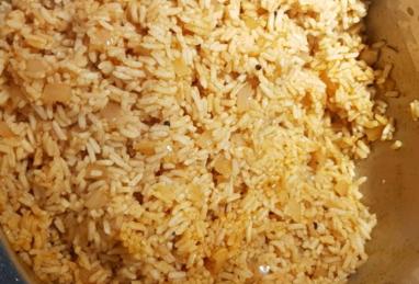 Quick and Easy Spanish Rice Photo 1