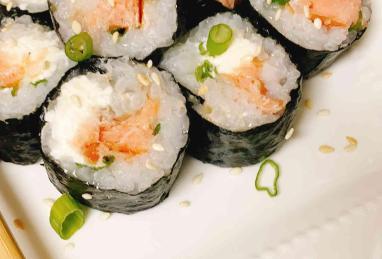 Homemade Salmon Sushi Rolls Photo 1