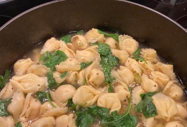 Spinach Tortellini Soup Photo 1