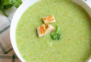 Slow Cooker Soup with Turkey and Broccoli Photo 1