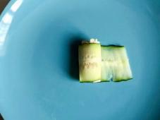 Healthy Appetizer - Cucumber Rolls with Curd Cheese and Salmon Photo 4