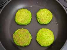 Healthy Green Pea Fritters Photo 5