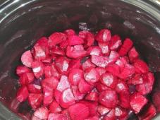 Beetroot Appetizer with Cabbage Garnish and Cottage Cheese in a Crock Pot Photo 3