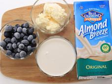 Blueberry Milkshake Recipe Photo 2